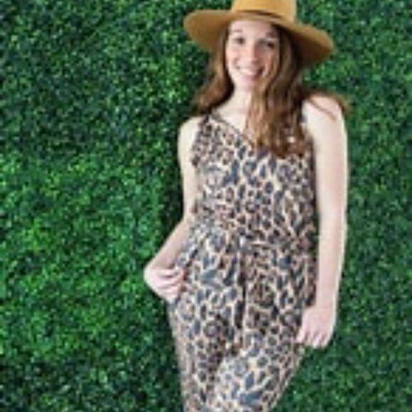 Jewel Leopard Ribbed Flare Leg Jumpsuit - Picture 6 of 6